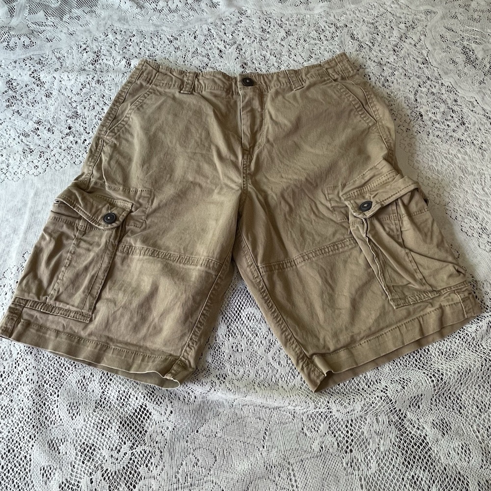 Aero Khaki Cargo Shorts Medium Tan Mens Size 30